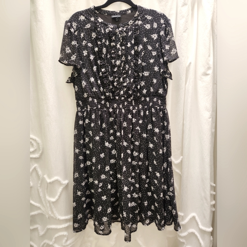TORRID Floral Black Dress Sz 1
